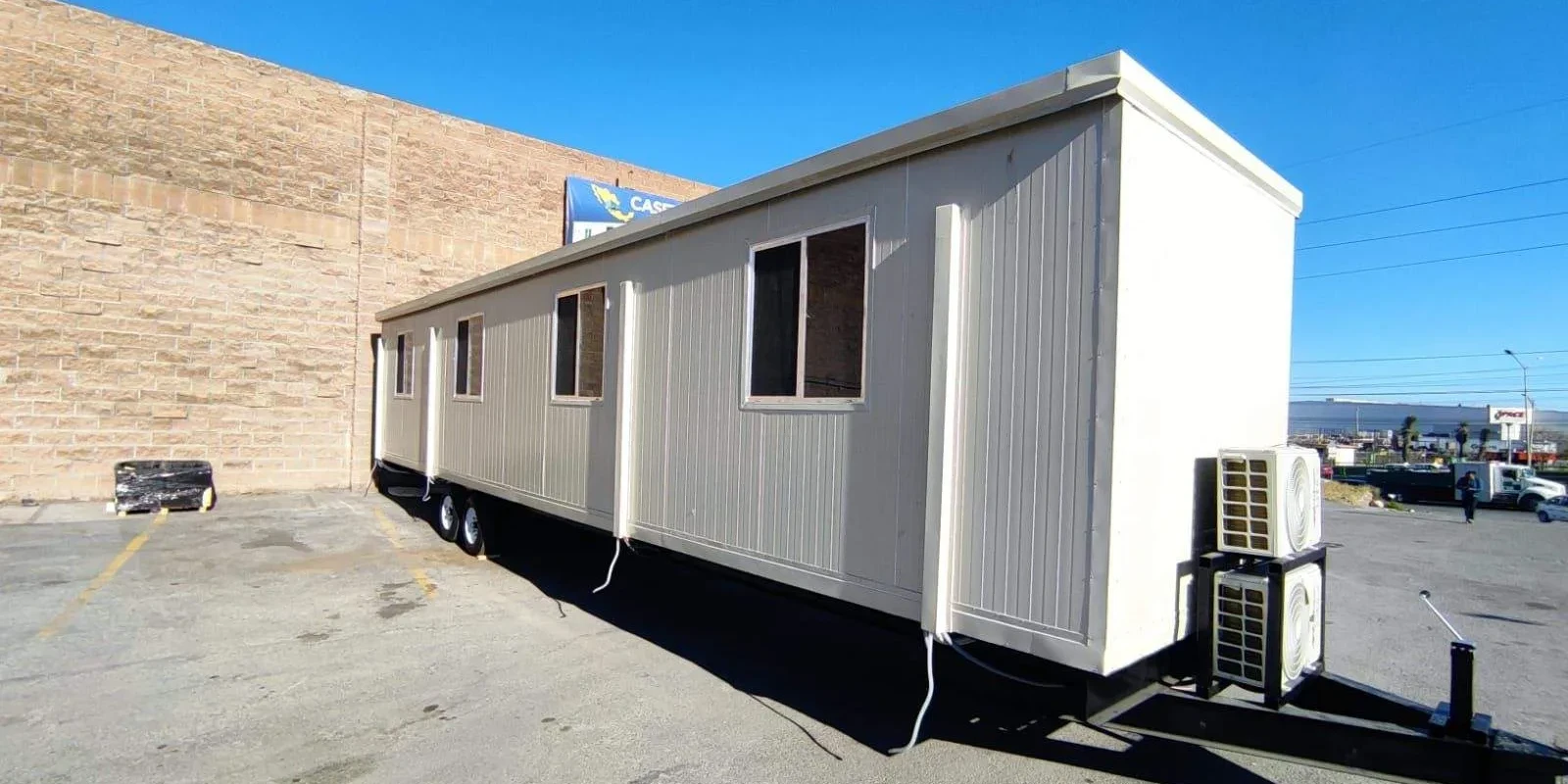 Campamento modular de grandes dimensiones 12x60